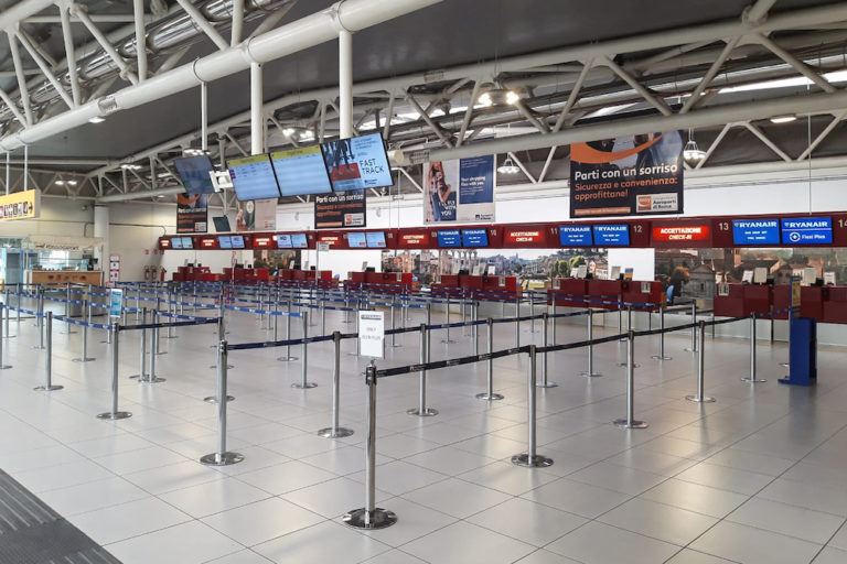 Ecco come gli aeroporti si reinventeranno per farci viaggiare in sicurezza